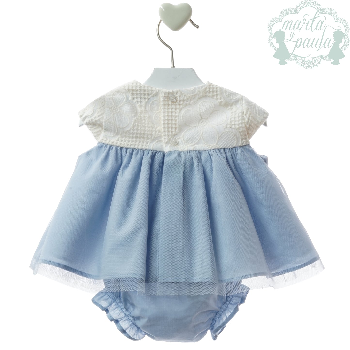 Jesusito con capota y pololo Chowa