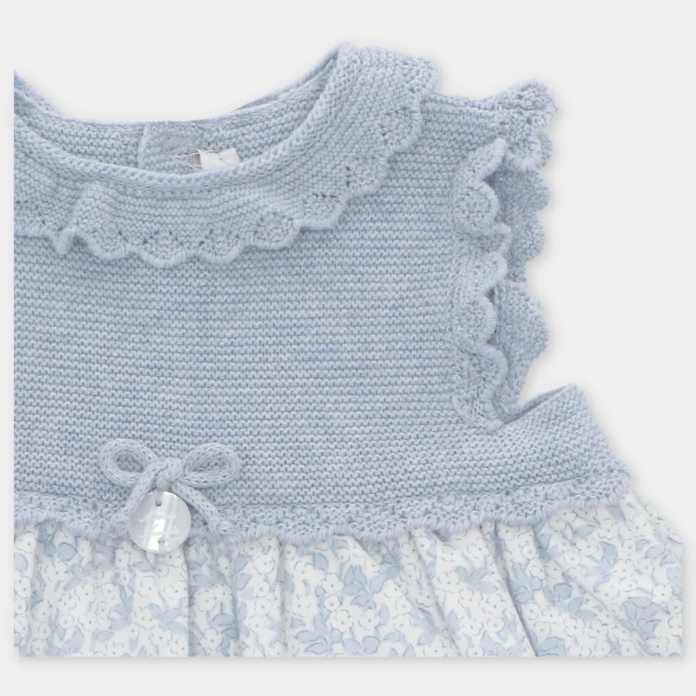 Vestido de punto y tela Nel blu (no incluye capota)