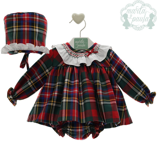 Jesusín con braguita Familia Marillyn