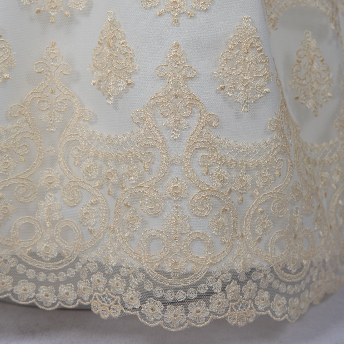 Jesusito tul bordad con capota 13994 - PSS