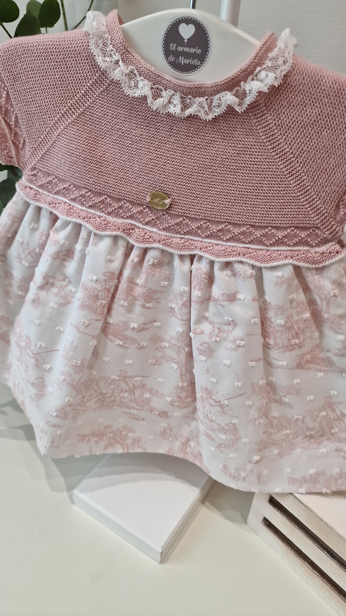 Vertido de punto y tela niña Montefioralle