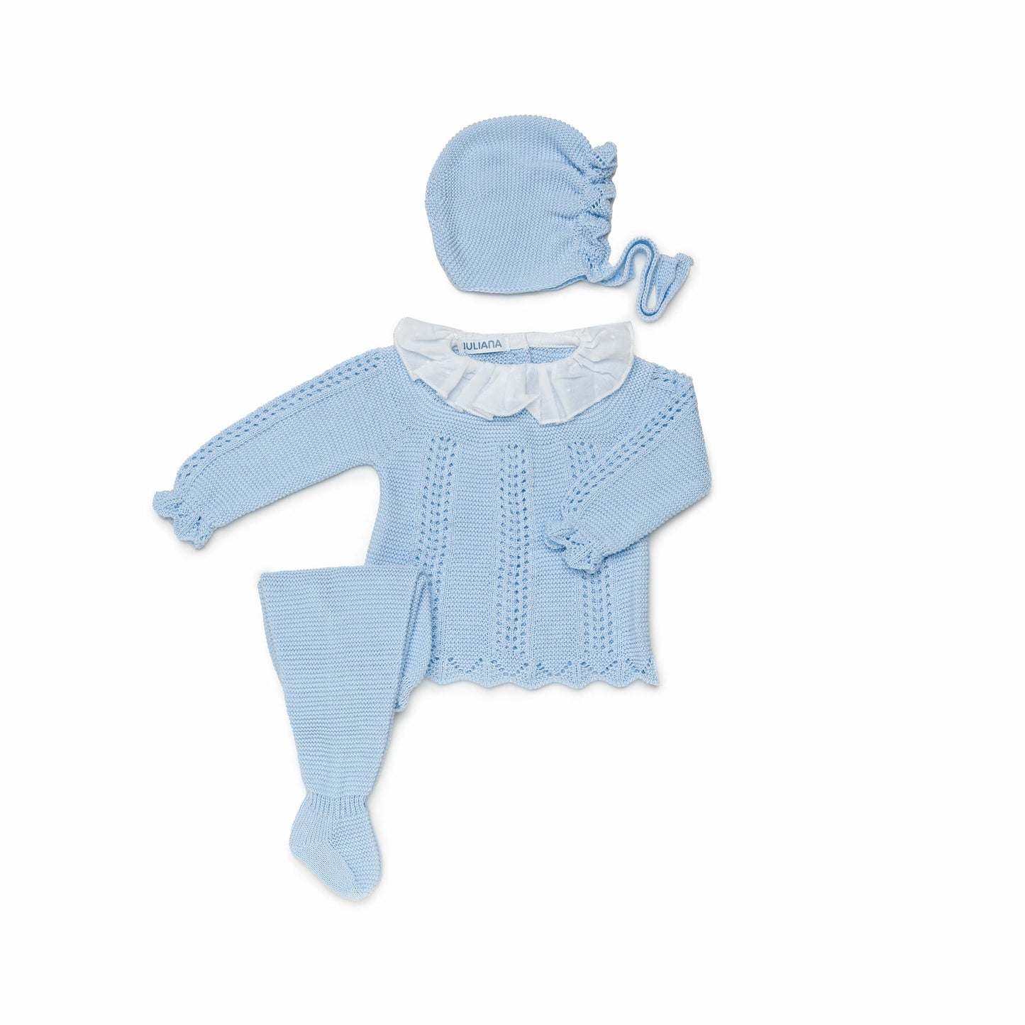 Conjunto de tres piezas con polaina tiras caladas