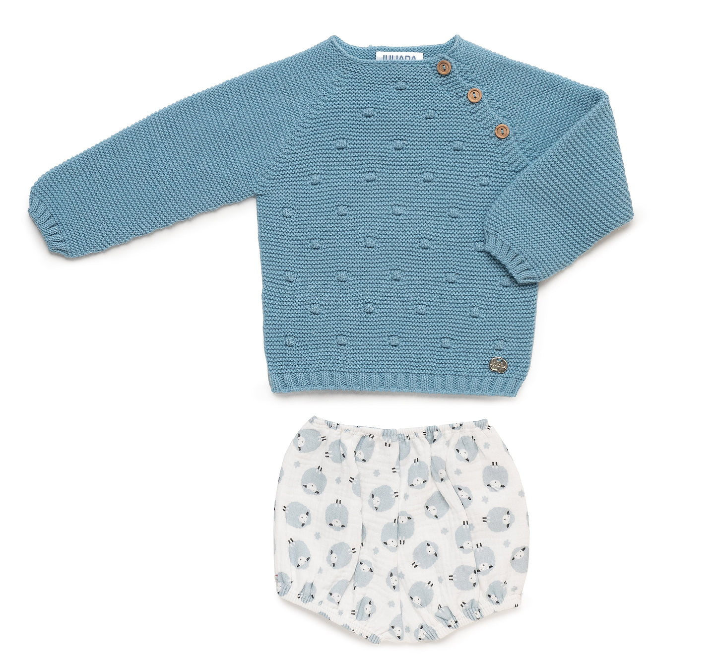Conjunto en azul nube con ovejitas