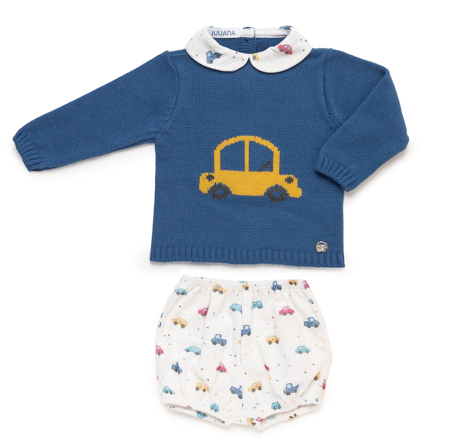 Conjunto en azul azafata y con coche