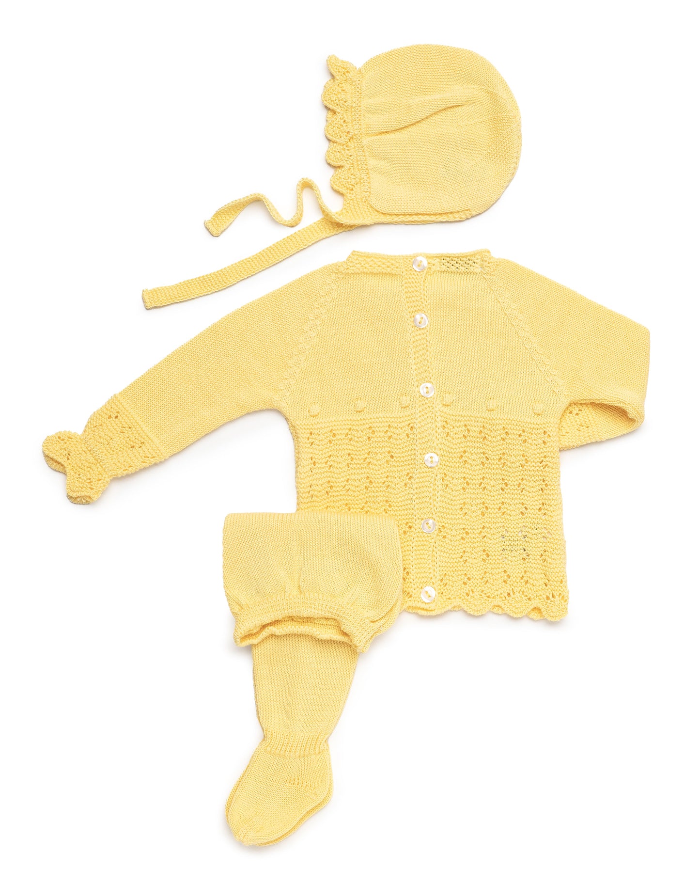 Conjunto de tres piezas empiece calado bodoques