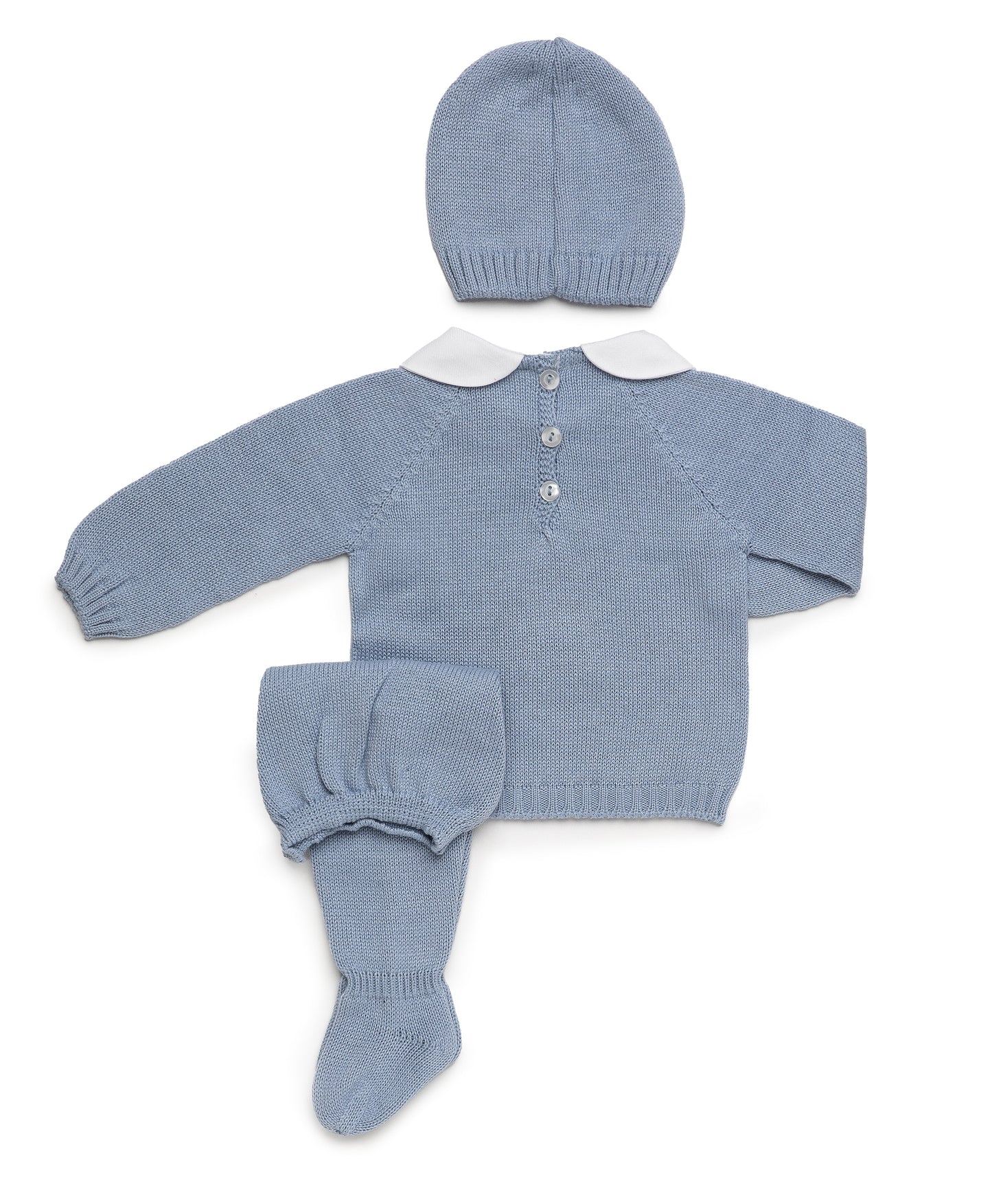 Conjunto de tres piezas bordado con globo