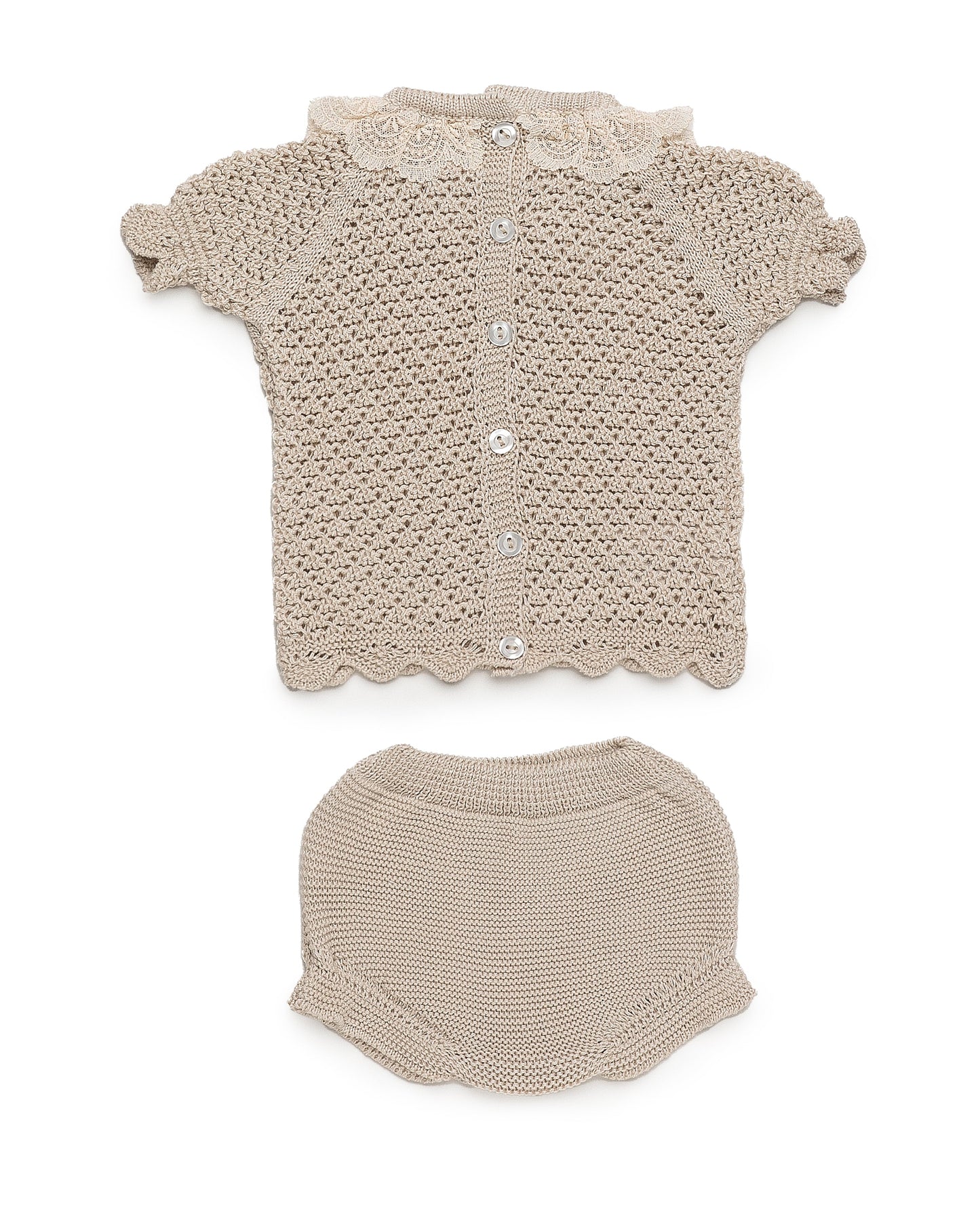 Conjunto con braguita punto calado y puntilla