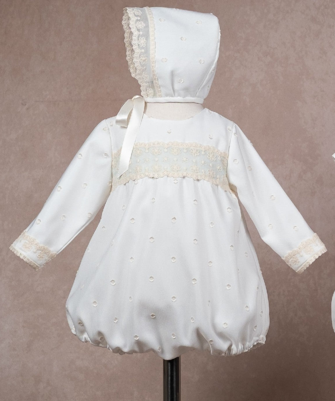 Pelele jacquard topos con capota - 39385