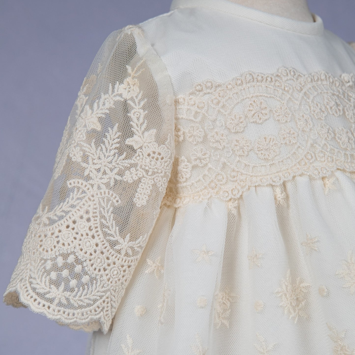 Batón de cristianar tul bordado picos SIN capa - 1931-sc