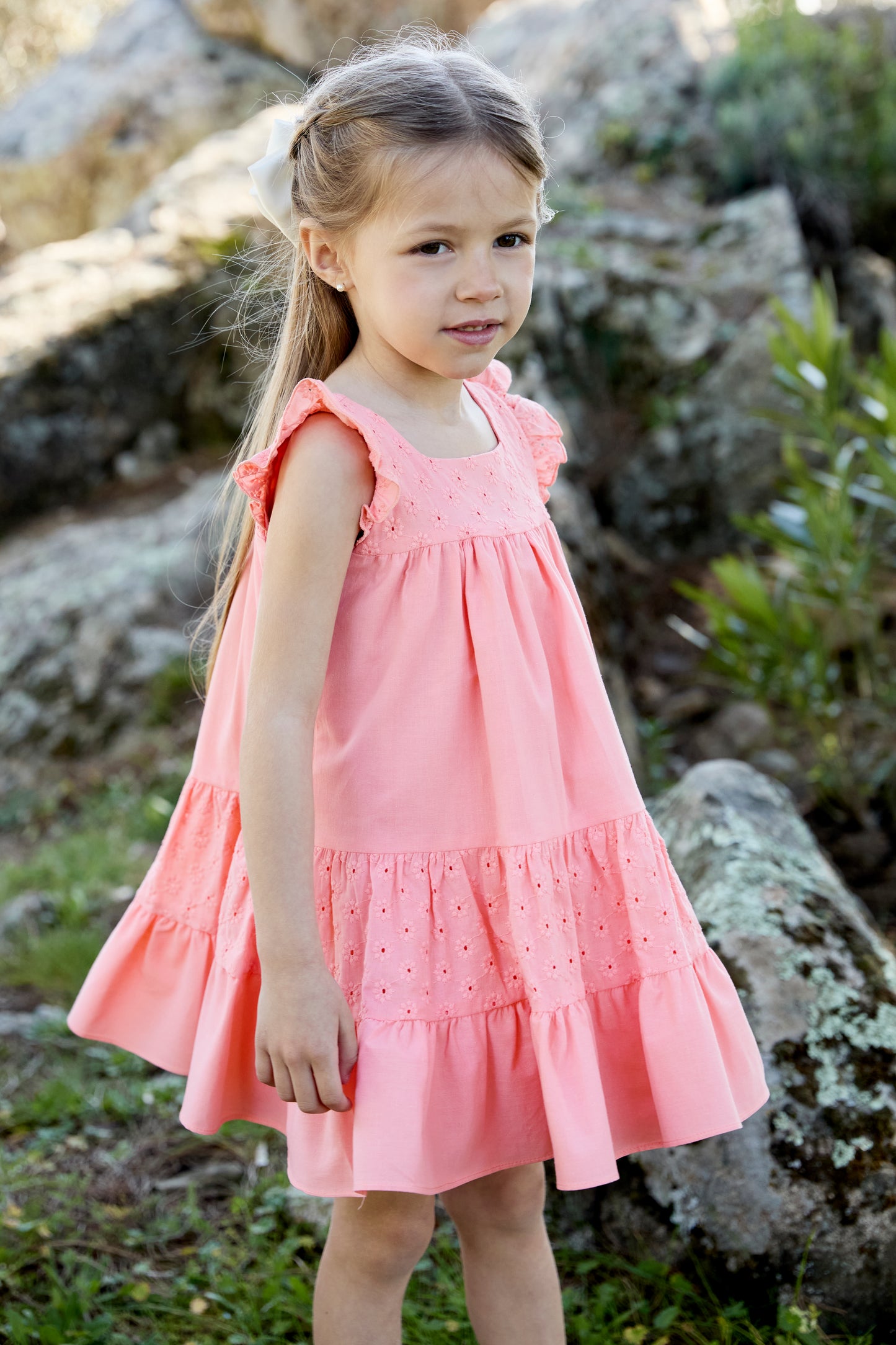 Vestido de tela bordada Momo