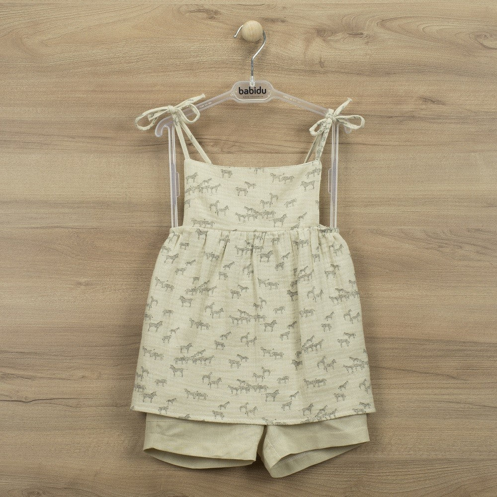 Conjunto de pantalón corto y camiseta de tirantes safari