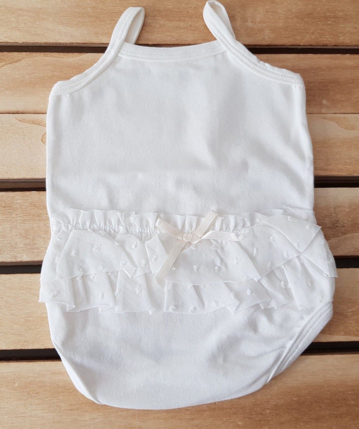 Body de tirantes con puntilla trasera