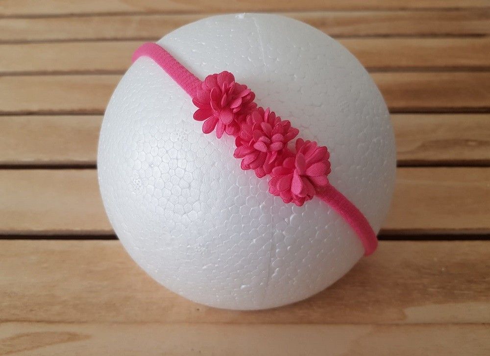 Turbante estrecho bebé tres flores satén