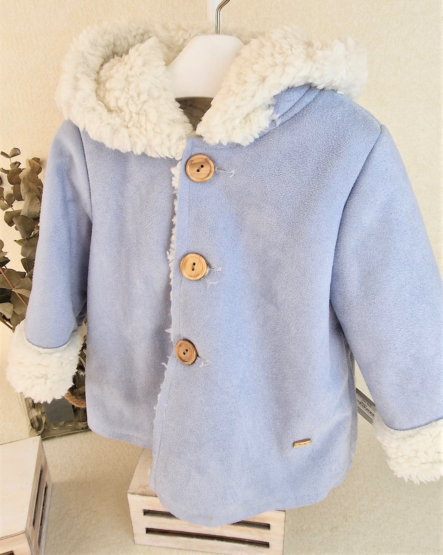 Abrigo de bebe con capucha Doble faz - 2 botones