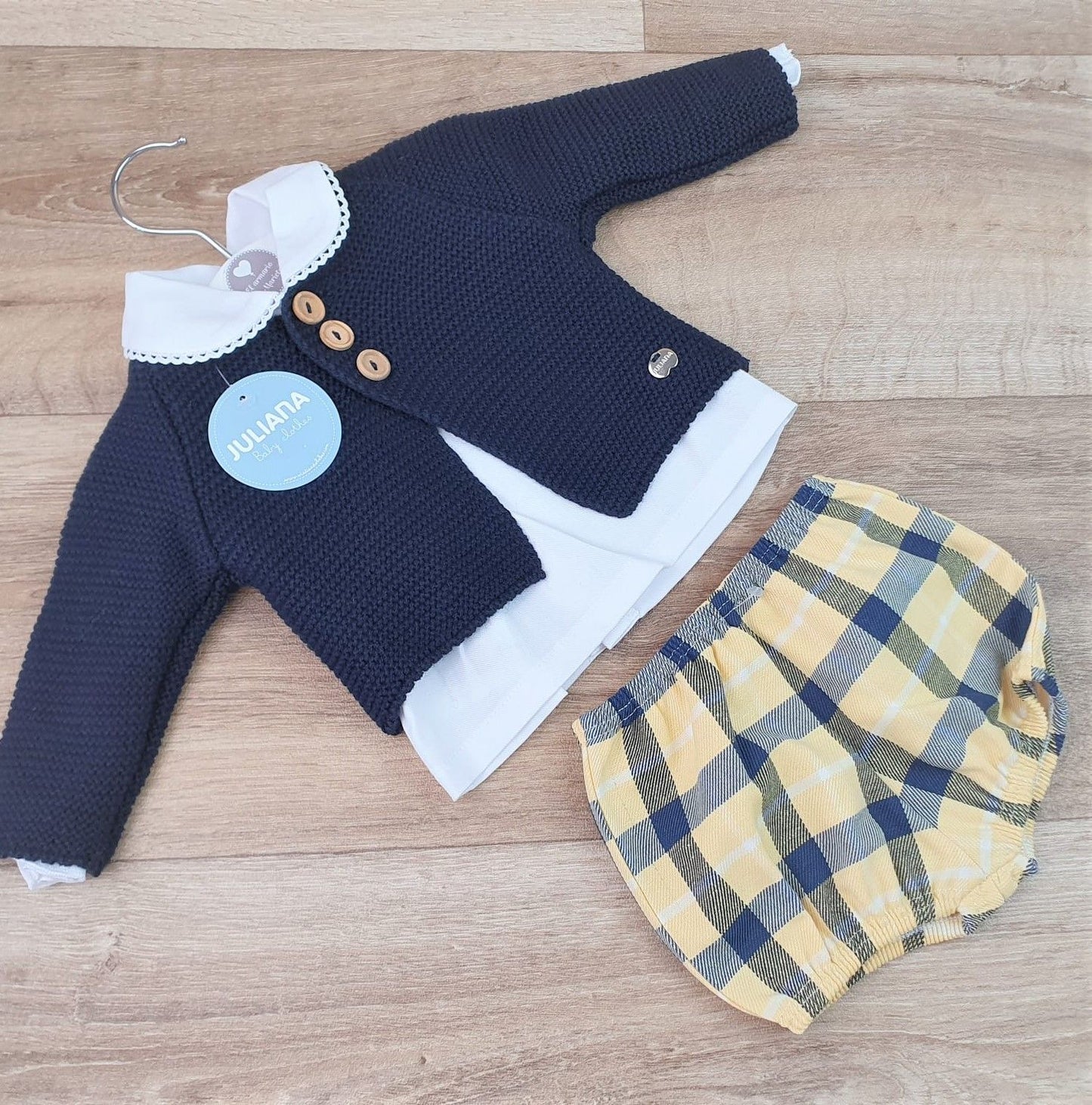 Conjunto tres piezas niño cuadros