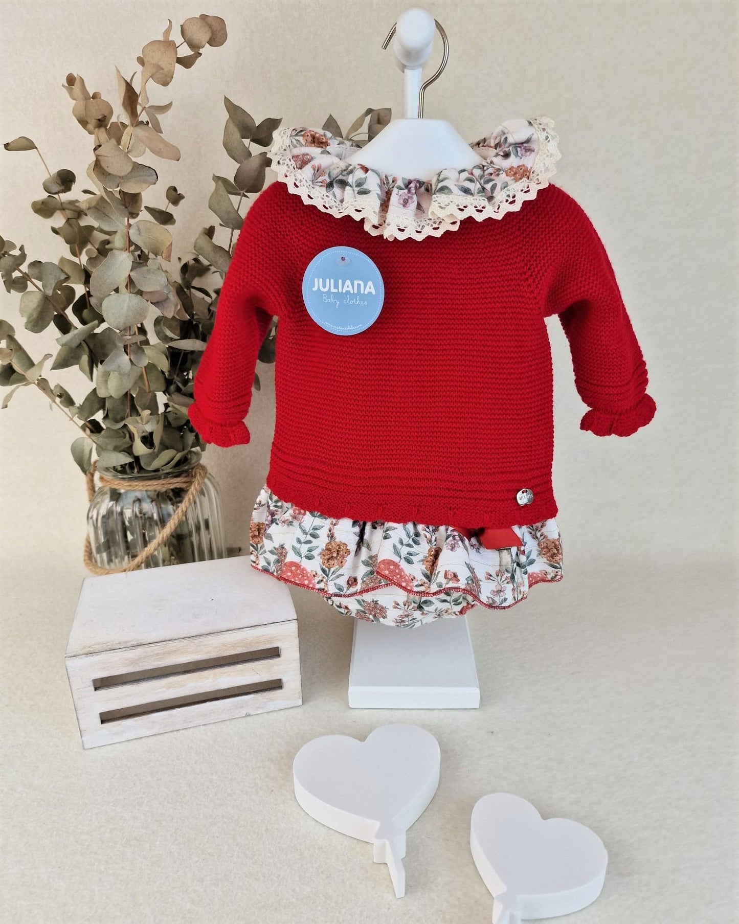 Conjunto con pololo falda setas