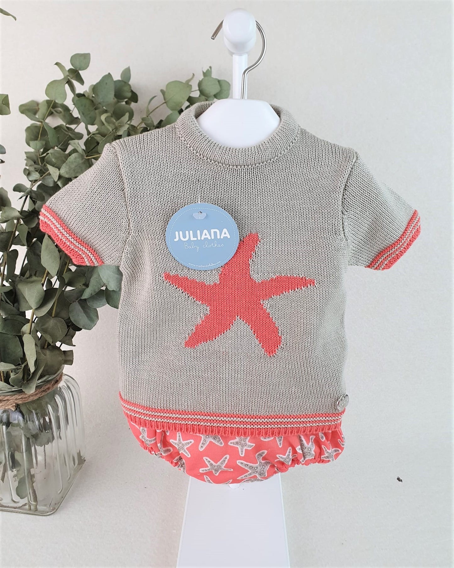 Conjunto con braguita de tela y jersey con estrella de mar
