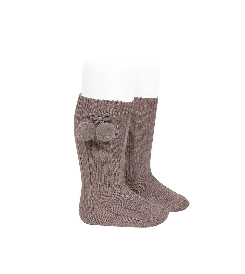 Calcetines altos canalé algodón cálido y borlas