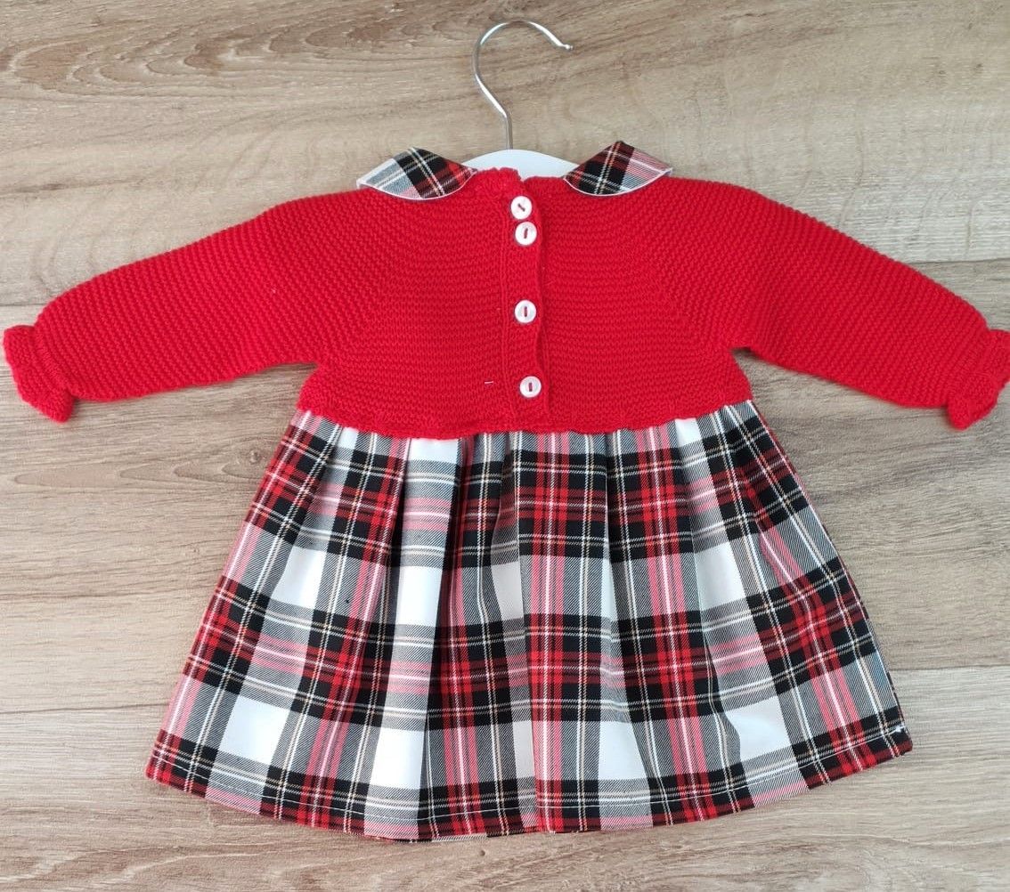 Vestido de punto y tela cuadros y dos pompones