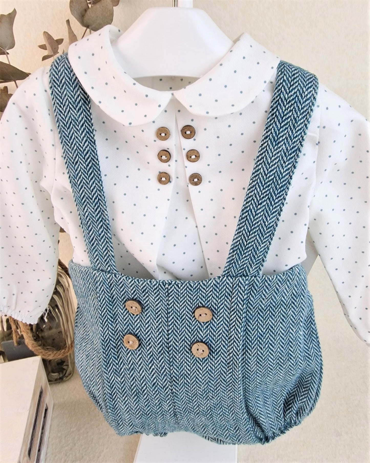 Conjunto peto y camisa niño Petit flowers
