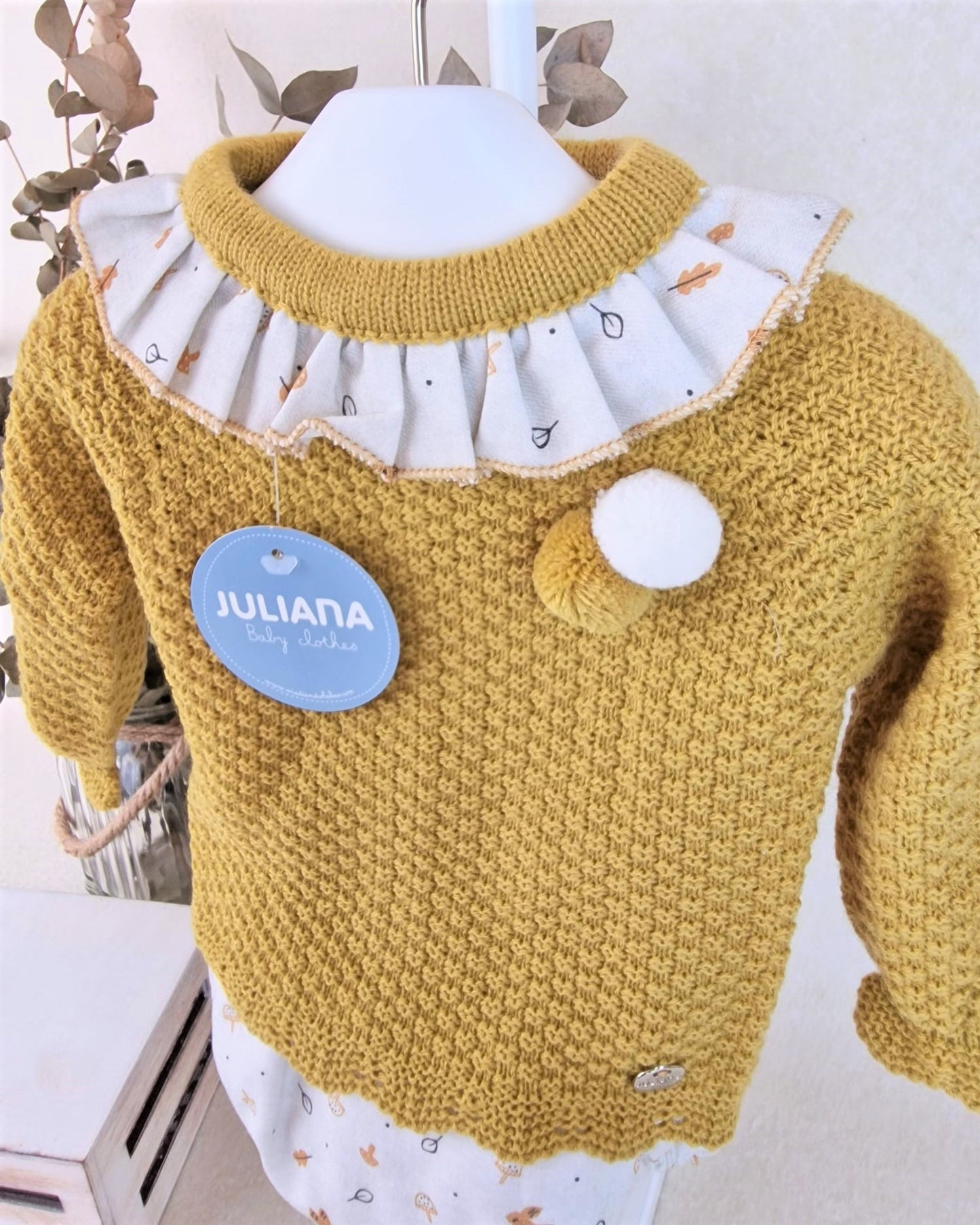 Conjunto con pololo de tela pájaros