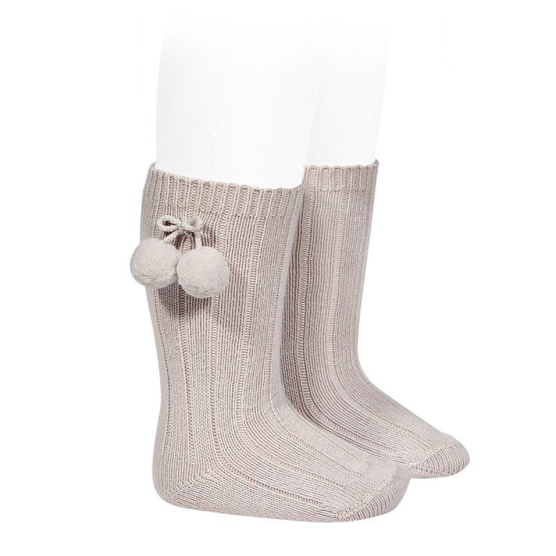 Calcetines altos canalé algodón cálido y borlas