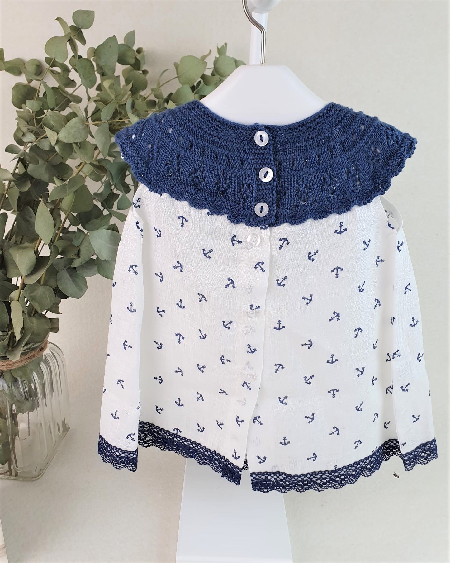 Vestido cuerpo de punto redondo con tela de anclas
