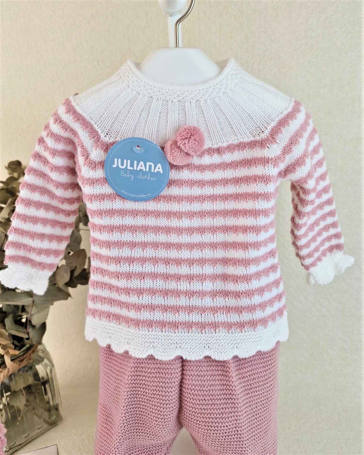 Conjunto con polaina y capota todo rayado canalé