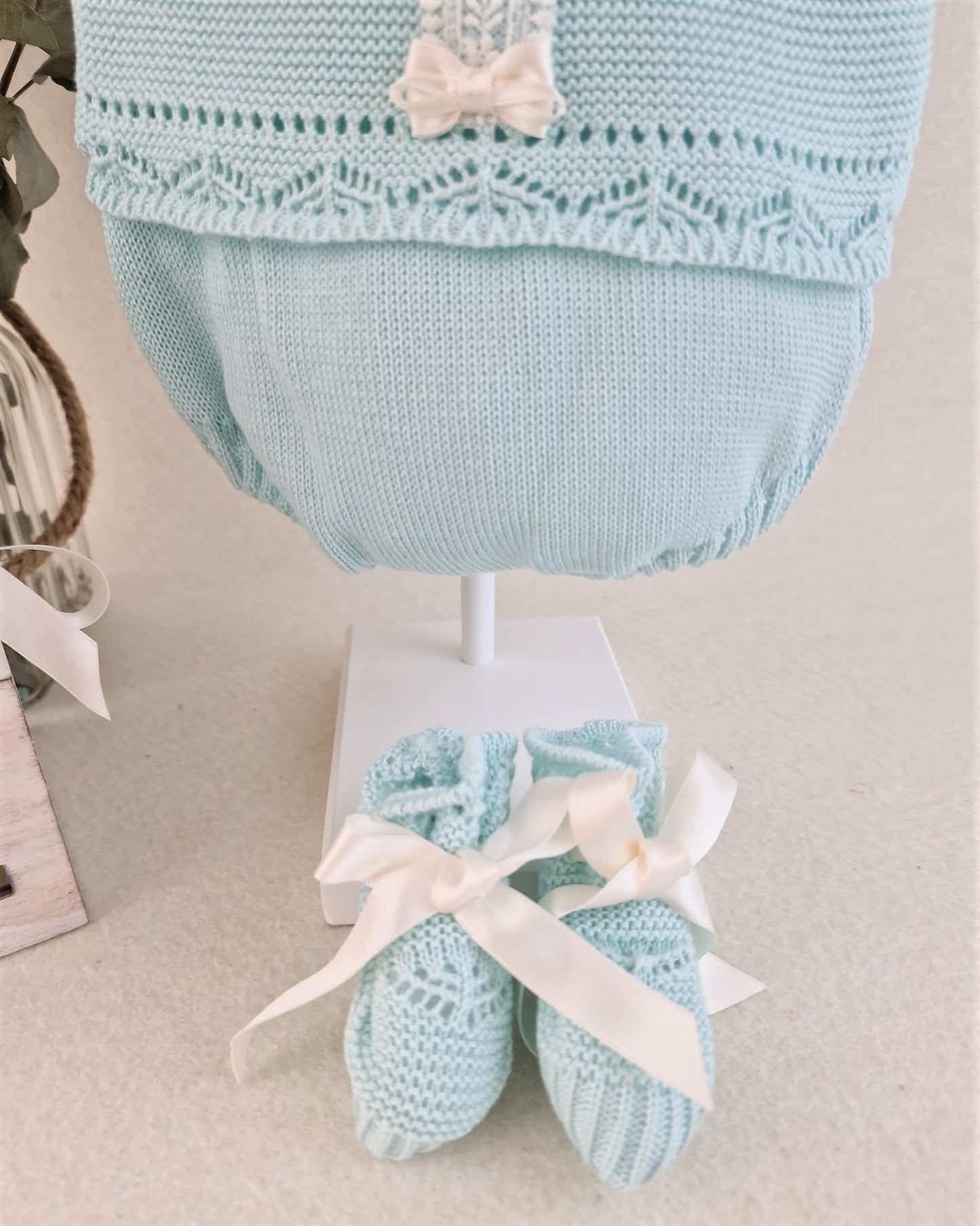 Conjunto de cuatro piezas delicada salina