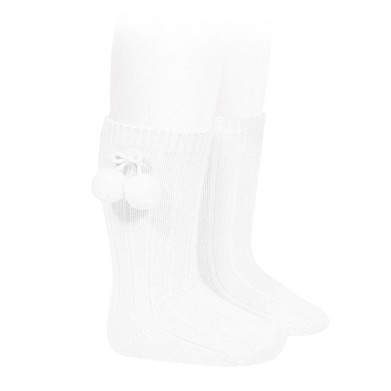 Calcetines altos canalé algodón cálido y borlas