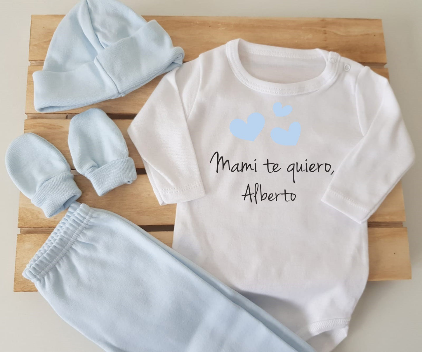 Conjunto con polaina personalizado con gorrito y manoplas - Mami te quiero