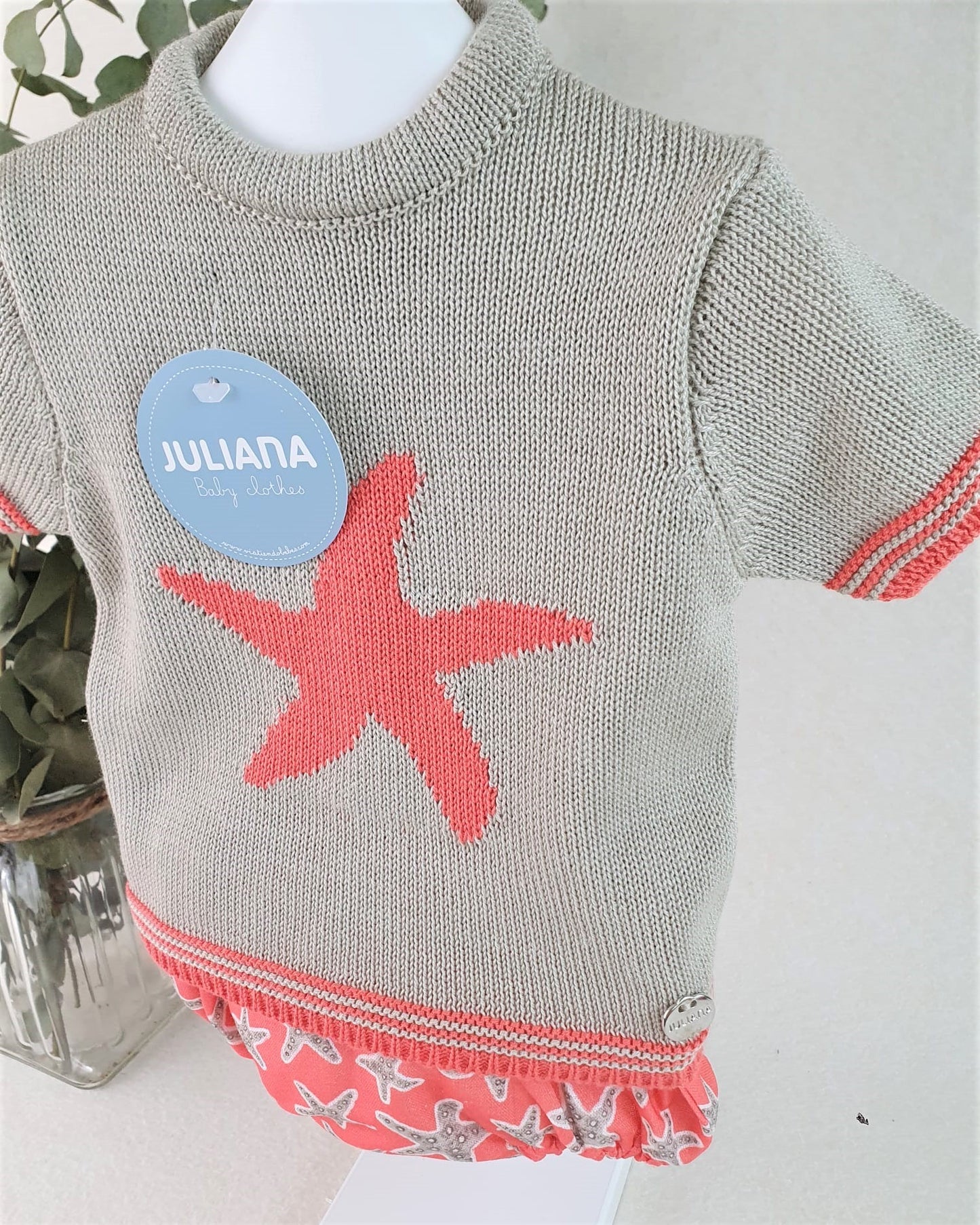 Conjunto con braguita de tela y jersey con estrella de mar