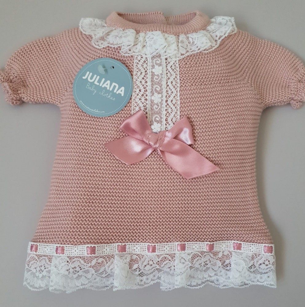 Conjunto de pungo con braguita con tachón y varias puntillas