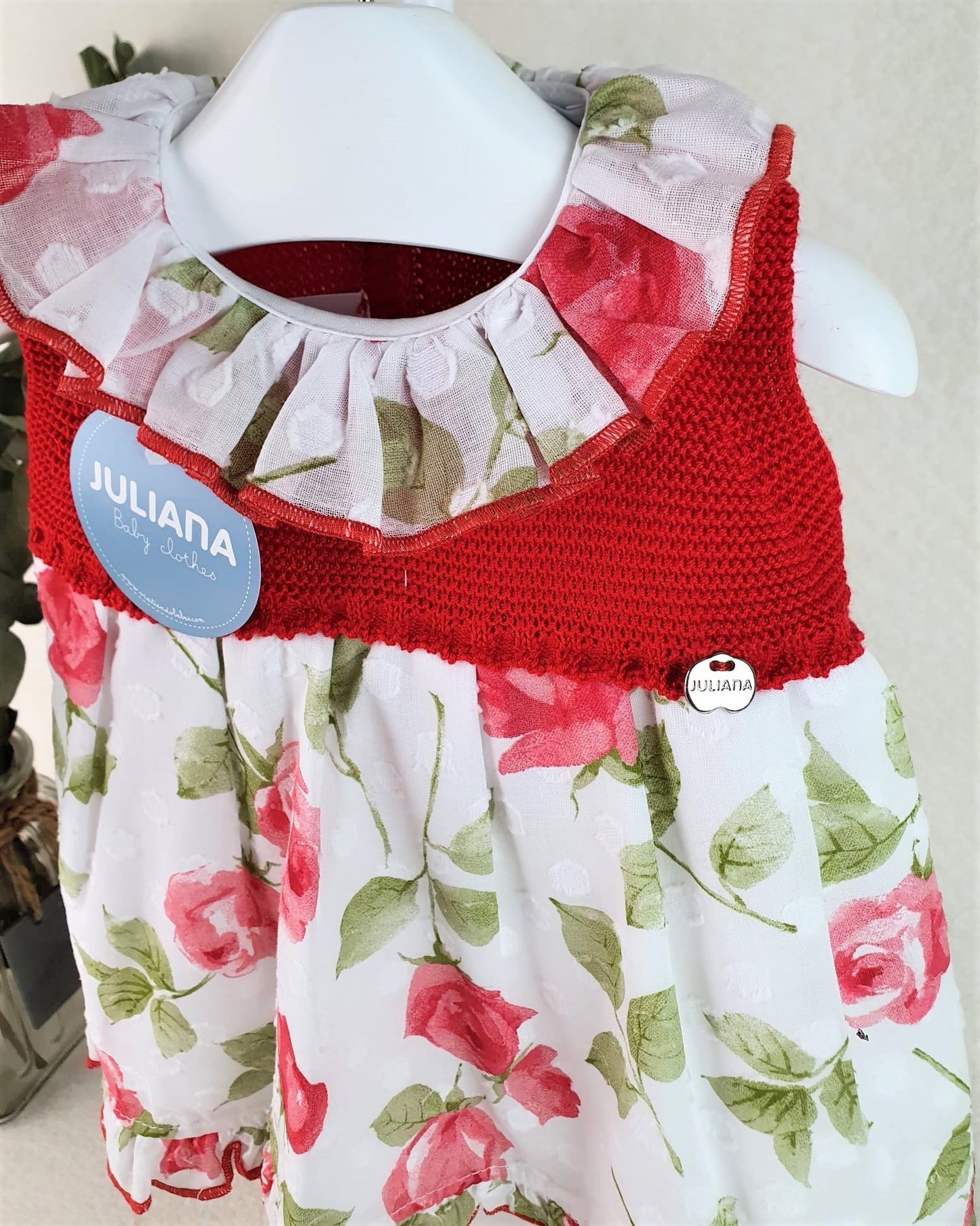 Vestido cuerpo de punto con tela de flores