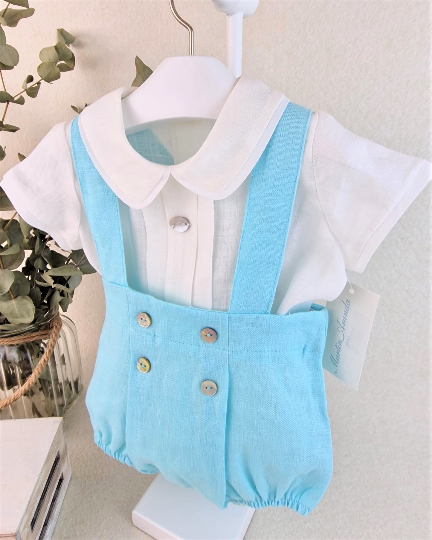 Peto y camisa Capri