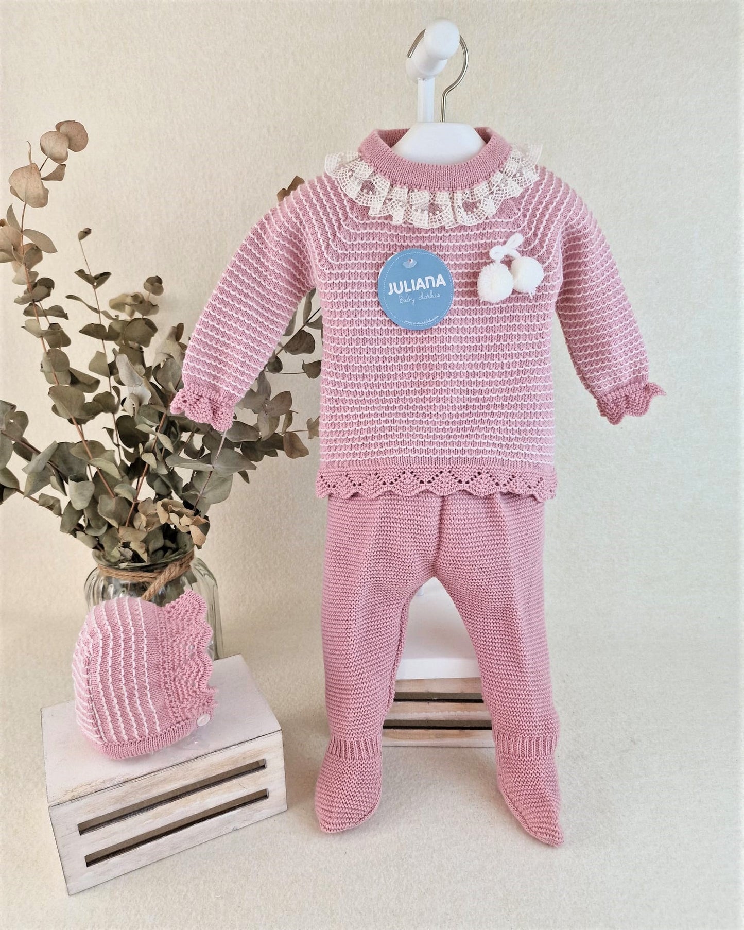 Conjunto con polaina y capota con vastas de color