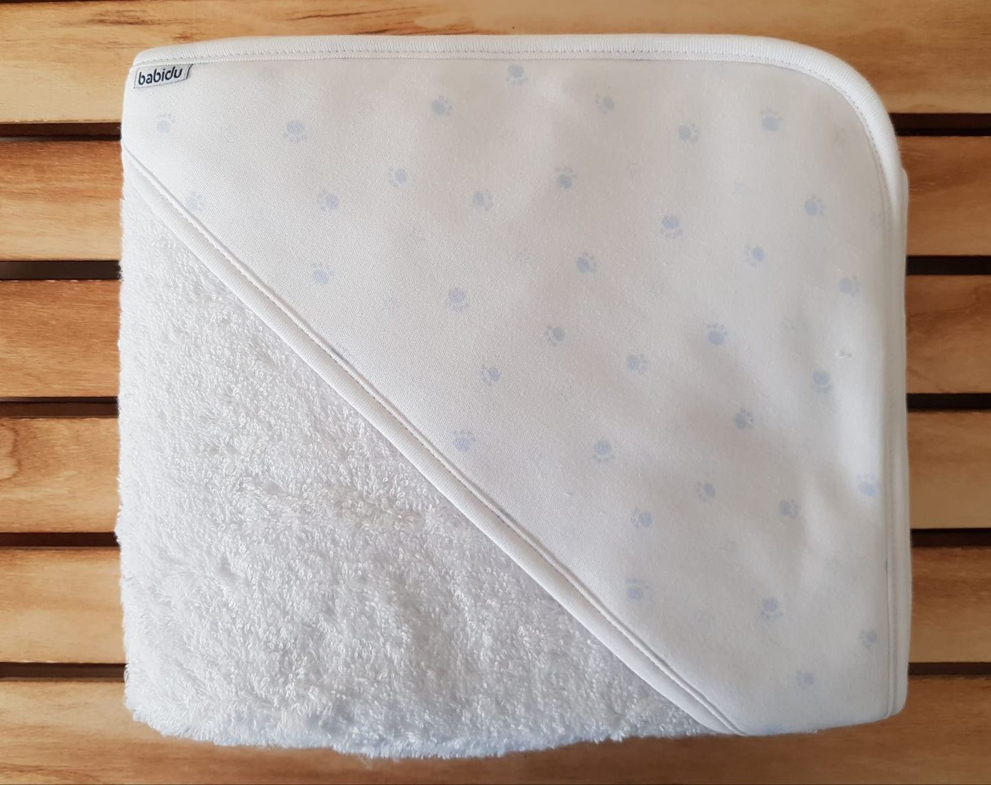 Capa de Baño Huellas