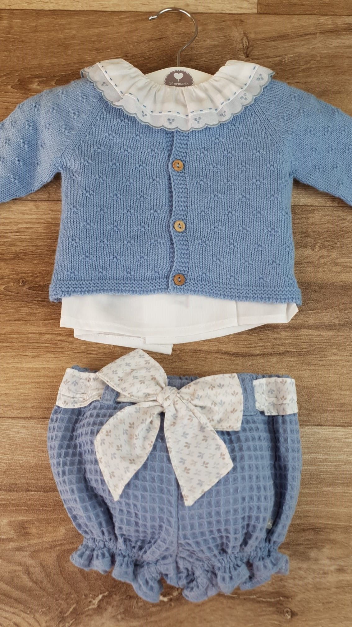 Conjunto con ranita tres piezas Familia Homero