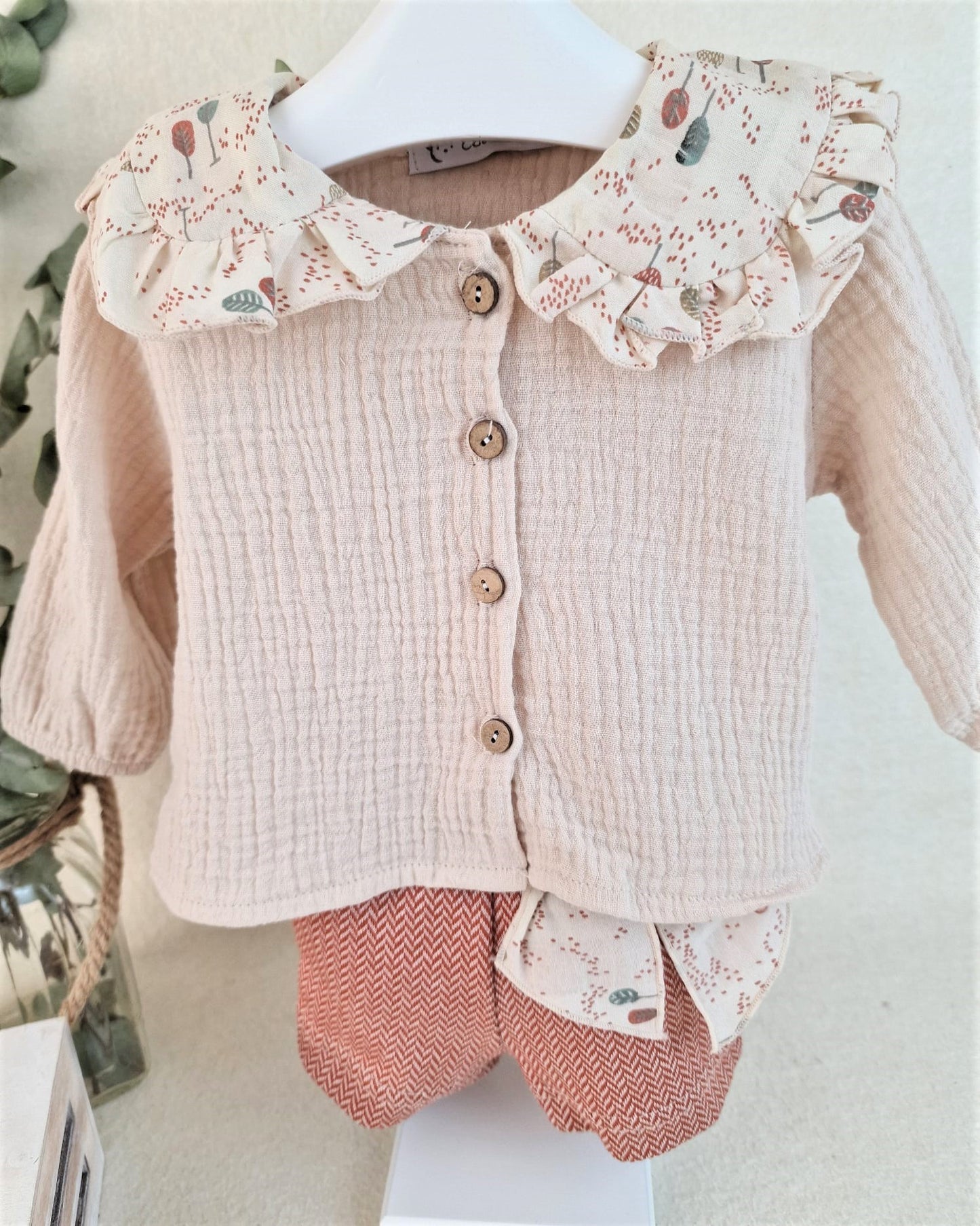 Conjunto con pololo niña Orbis