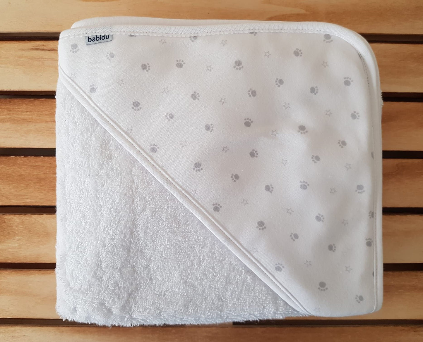 Capa de Baño Huellas