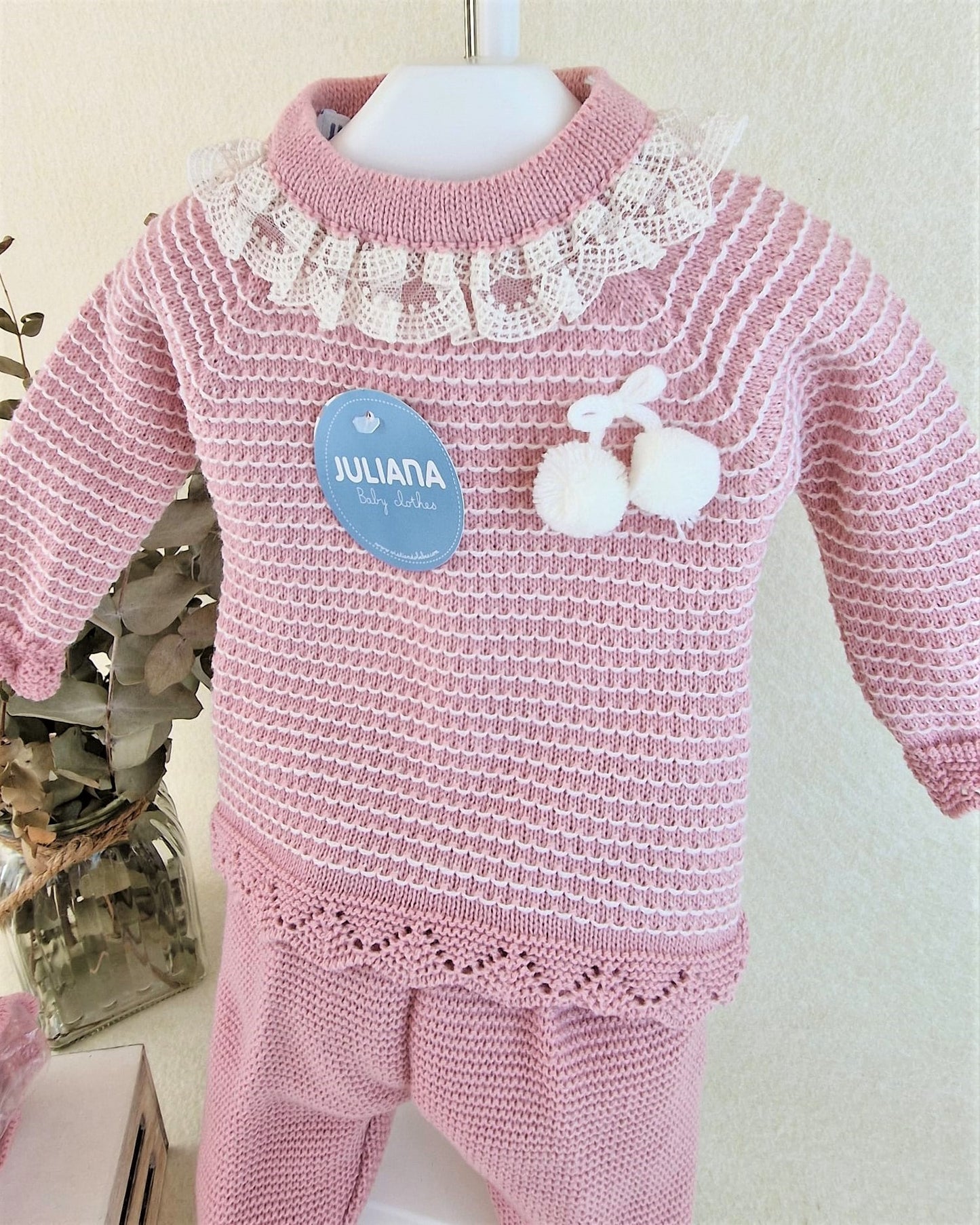 Conjunto con polaina y capota con vastas de color
