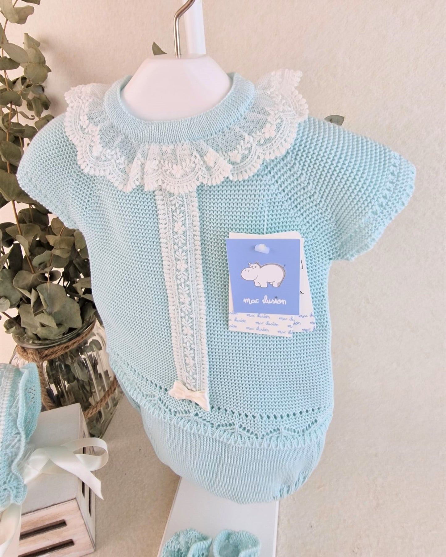 Conjunto de cuatro piezas delicada salina