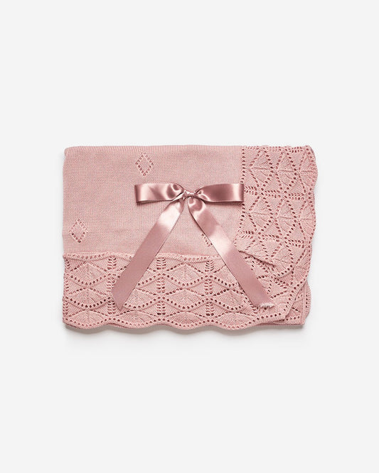 Chal liso con rombitos y volante con ondas