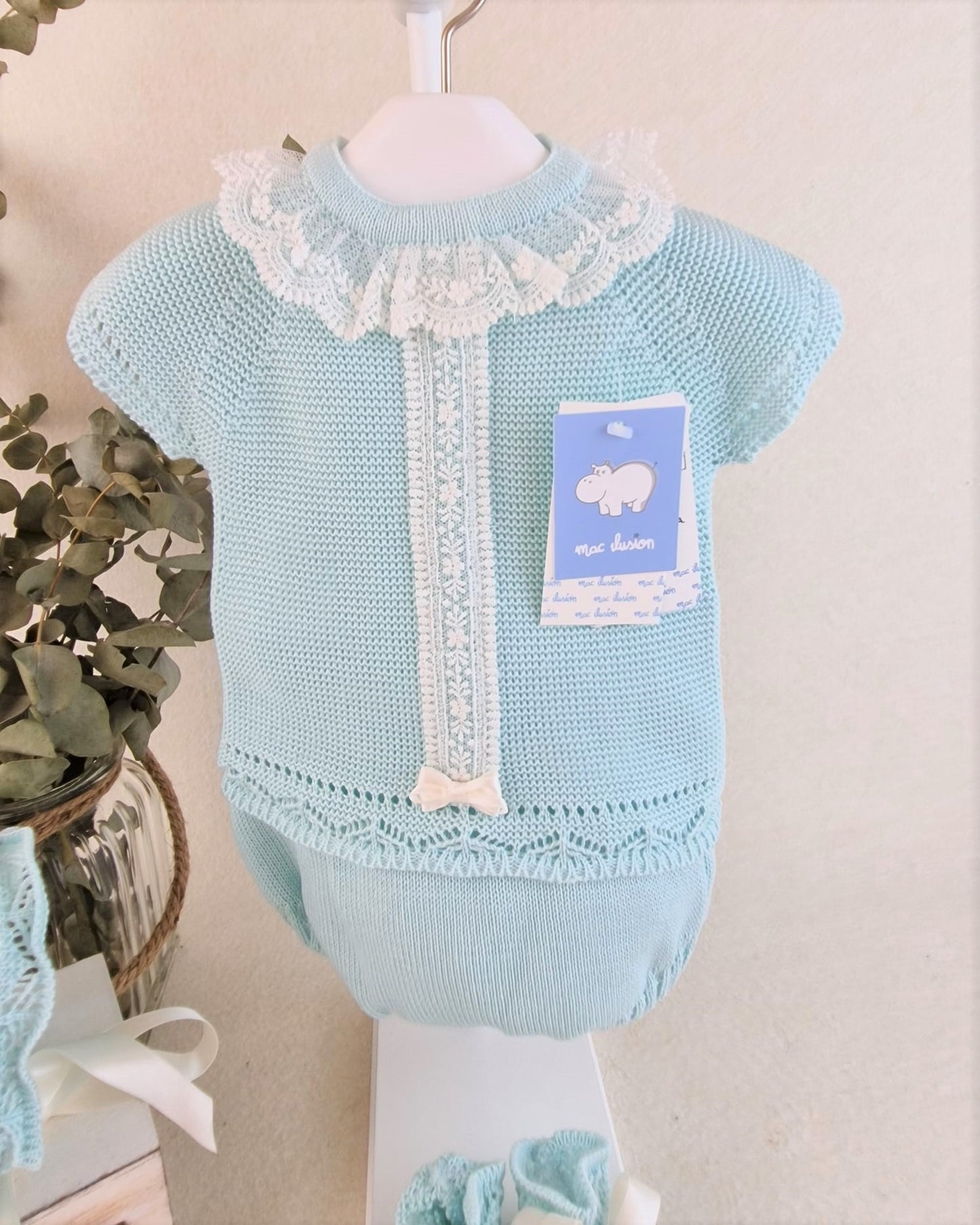 Conjunto de cuatro piezas delicada salina