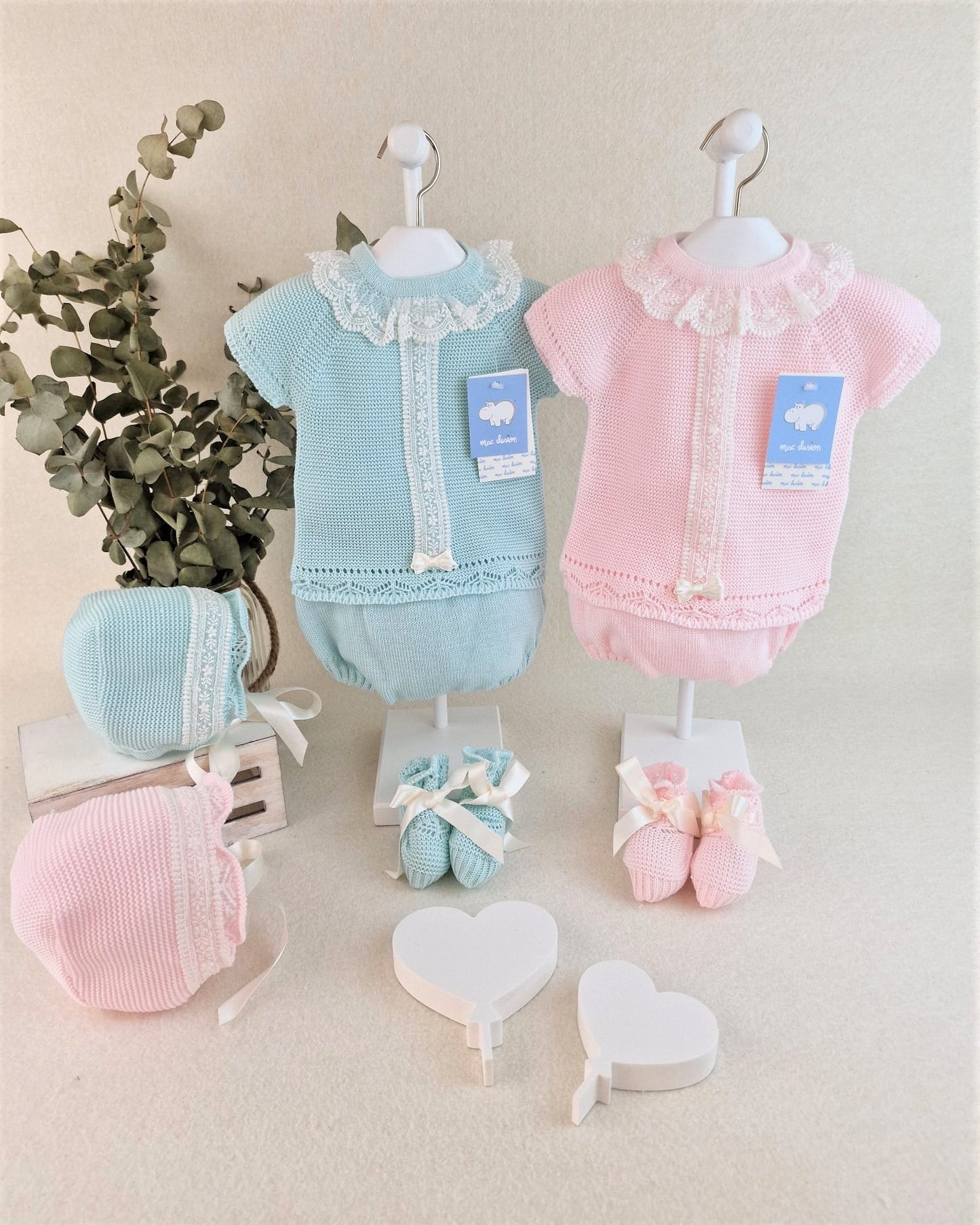 Conjunto de cuatro piezas delicada salina