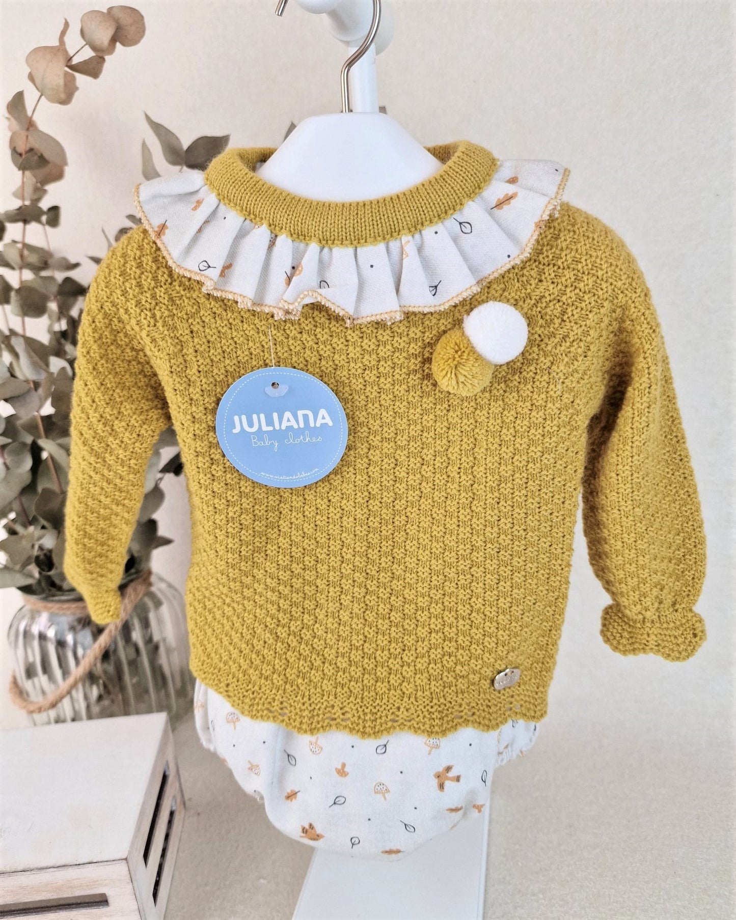 Conjunto con pololo de tela pájaros