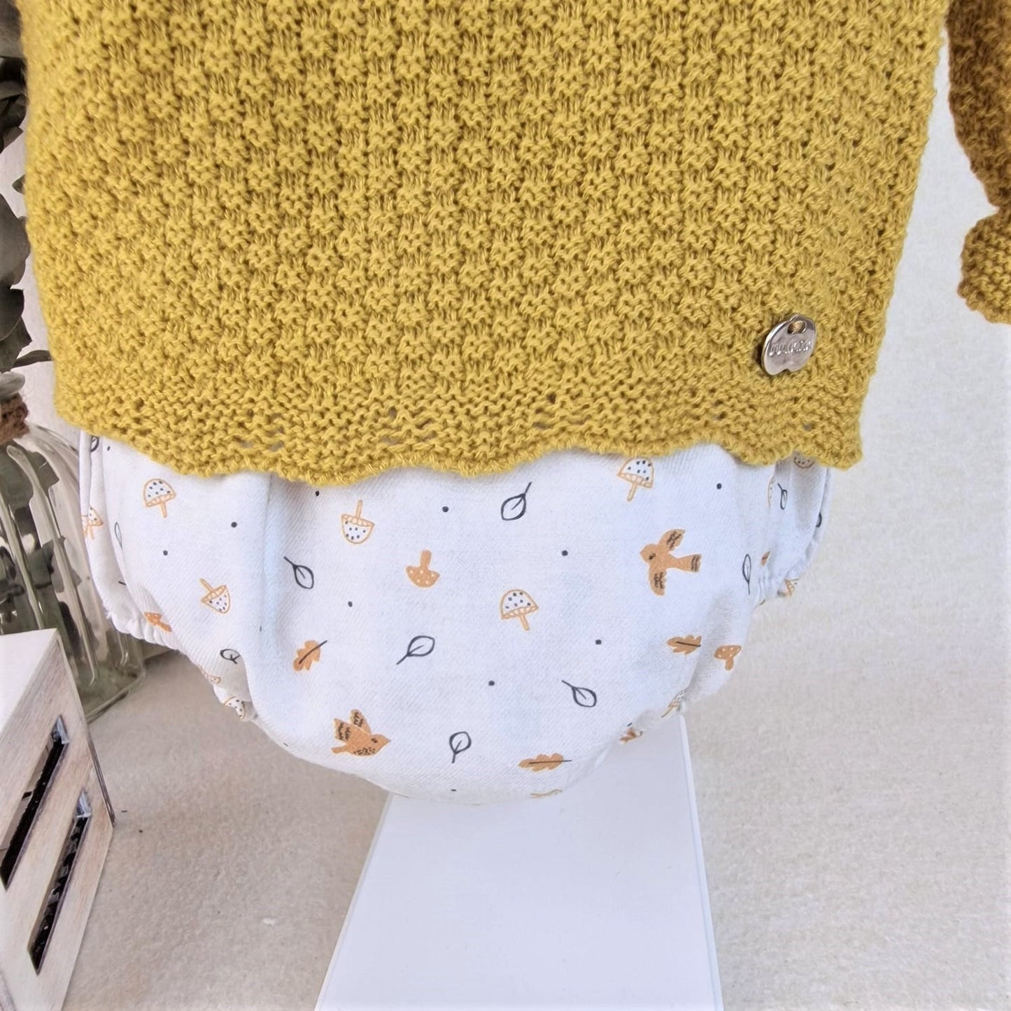 Conjunto con pololo de tela pájaros