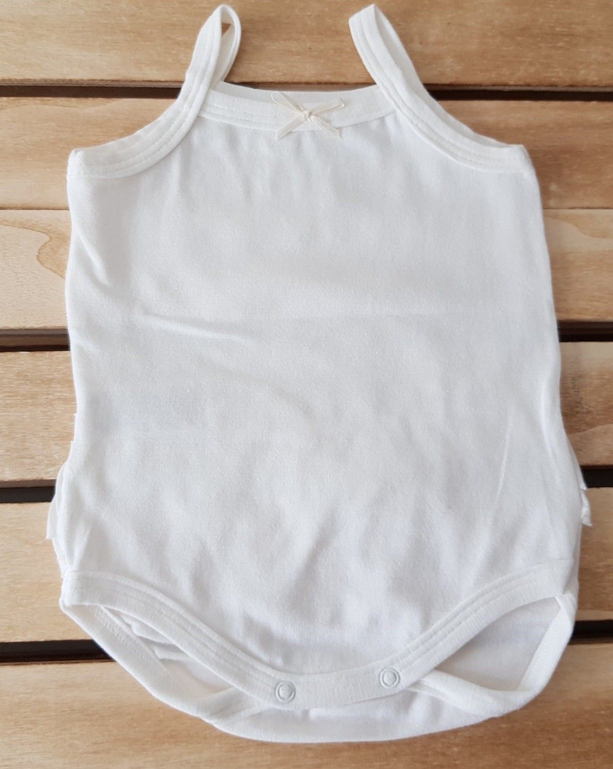 Body de tirantes con puntilla trasera