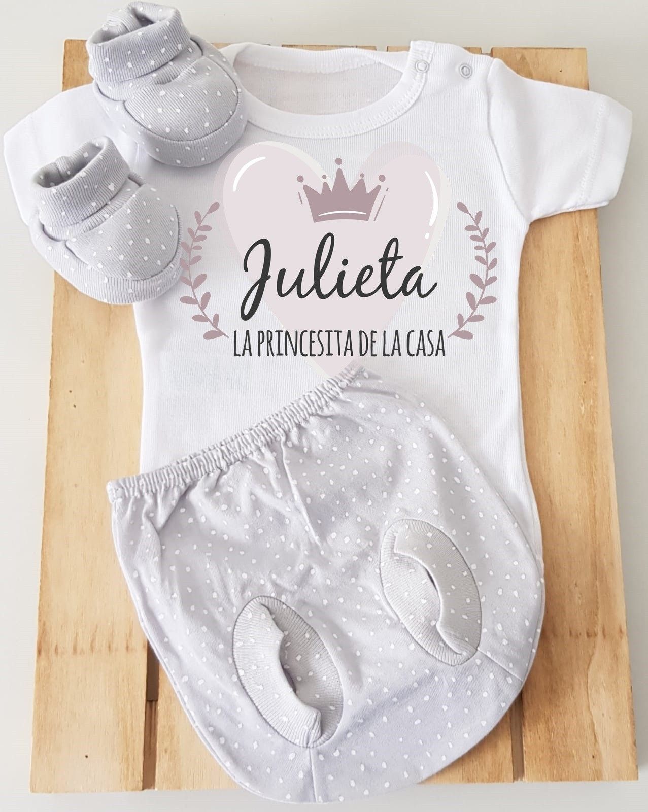 Body, ranita y patucos - La princesita de la casa