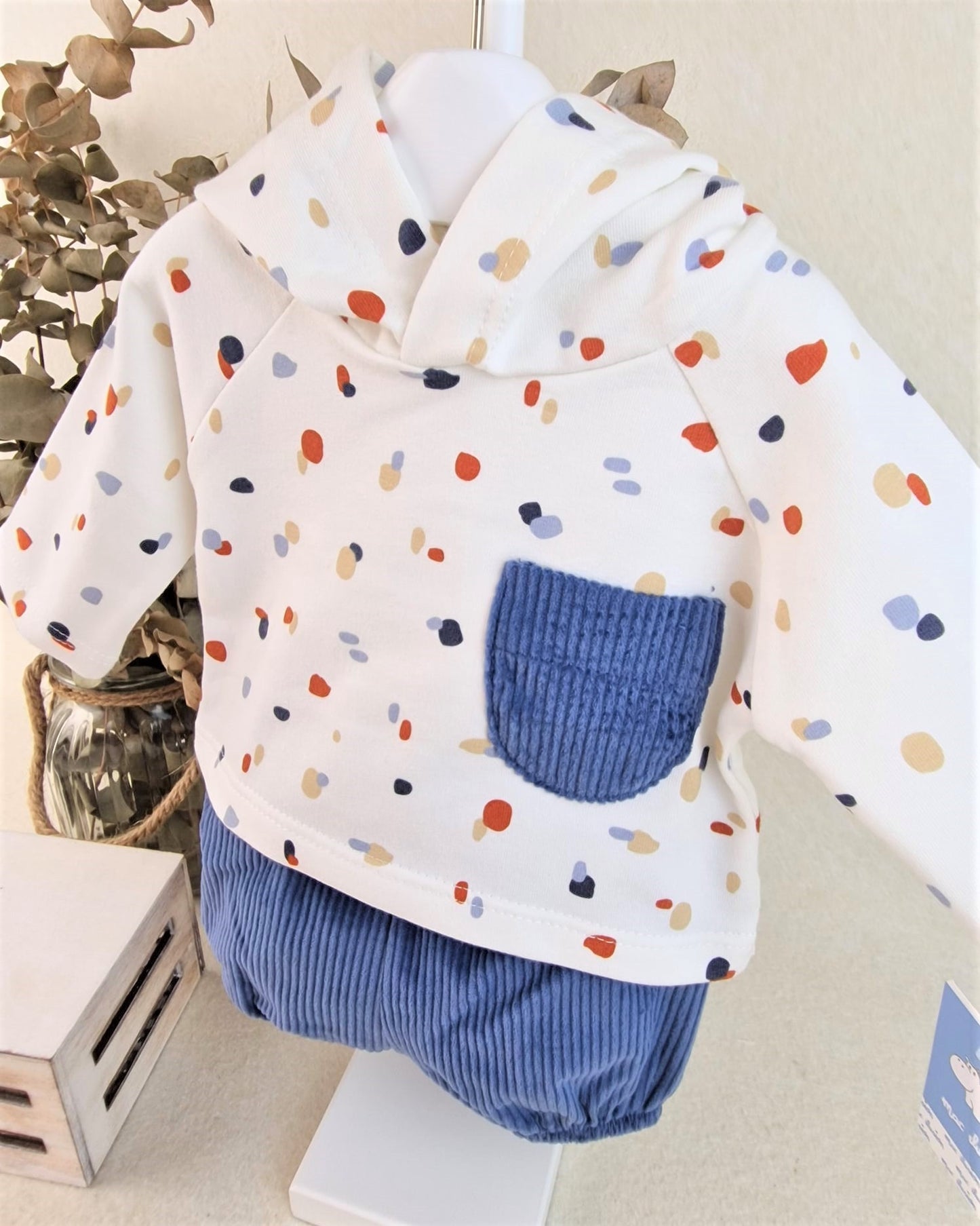 Conjunto sudadera y pololo pana Buscando al principito